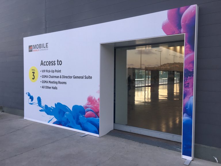1 outdoor sign at Fira de Barcelona to indicate entrance hall 3 during Mobile World Congress MWC